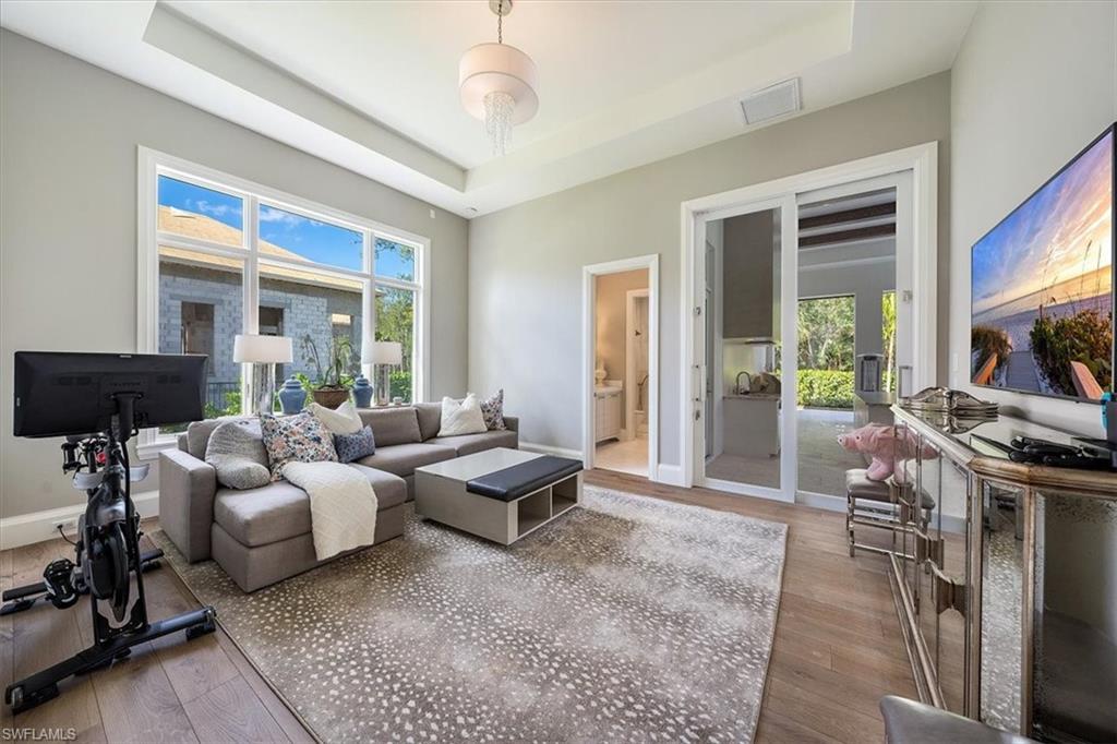 QUAIL WEST - Residential