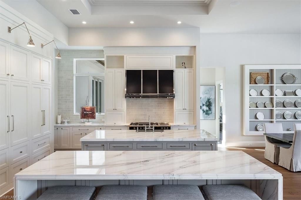 QUAIL WEST - Residential