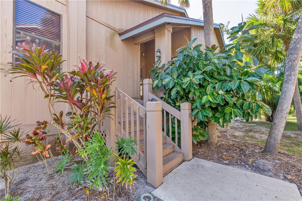 ISLAND PARK VILLAGE - Residential