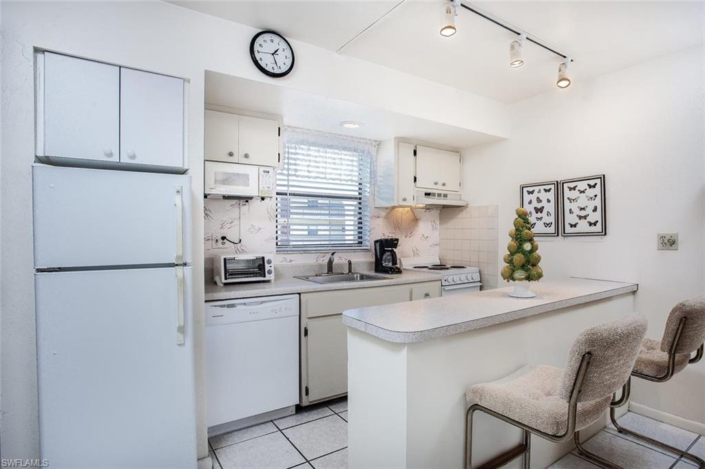 ANGLERS COVE - Residential