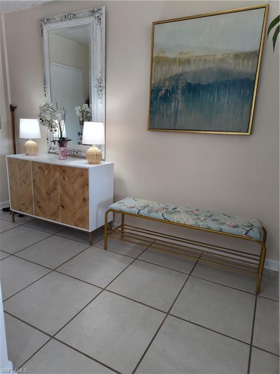 FIRST HARBOUR TOWER CONDO - Residential