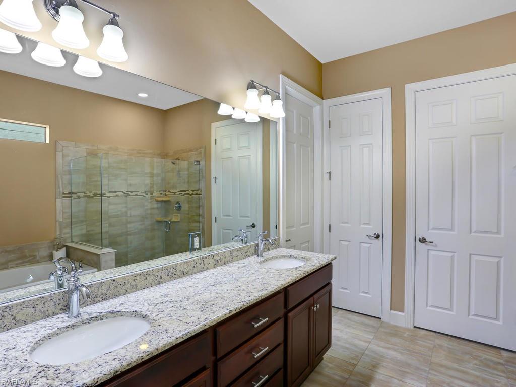 CAMDEN LAKES - Residential