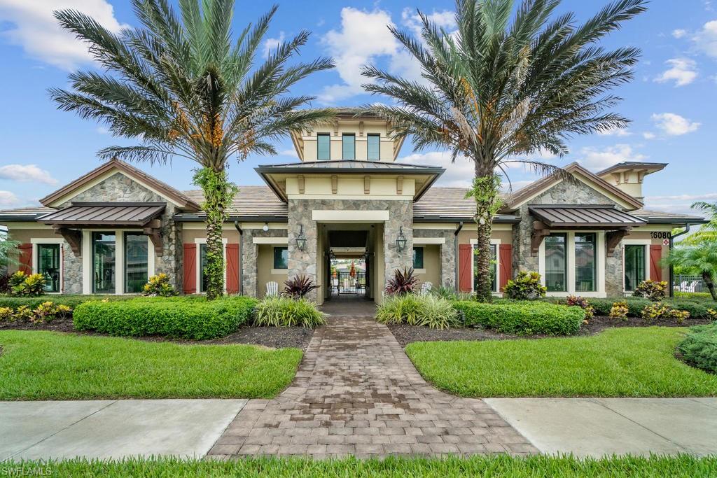 CAMDEN LAKES - Residential