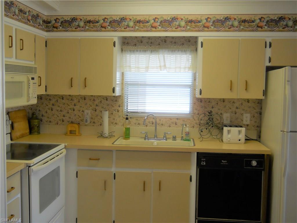 WINDJAMMER VILLAGE OF NAPLES - Residential