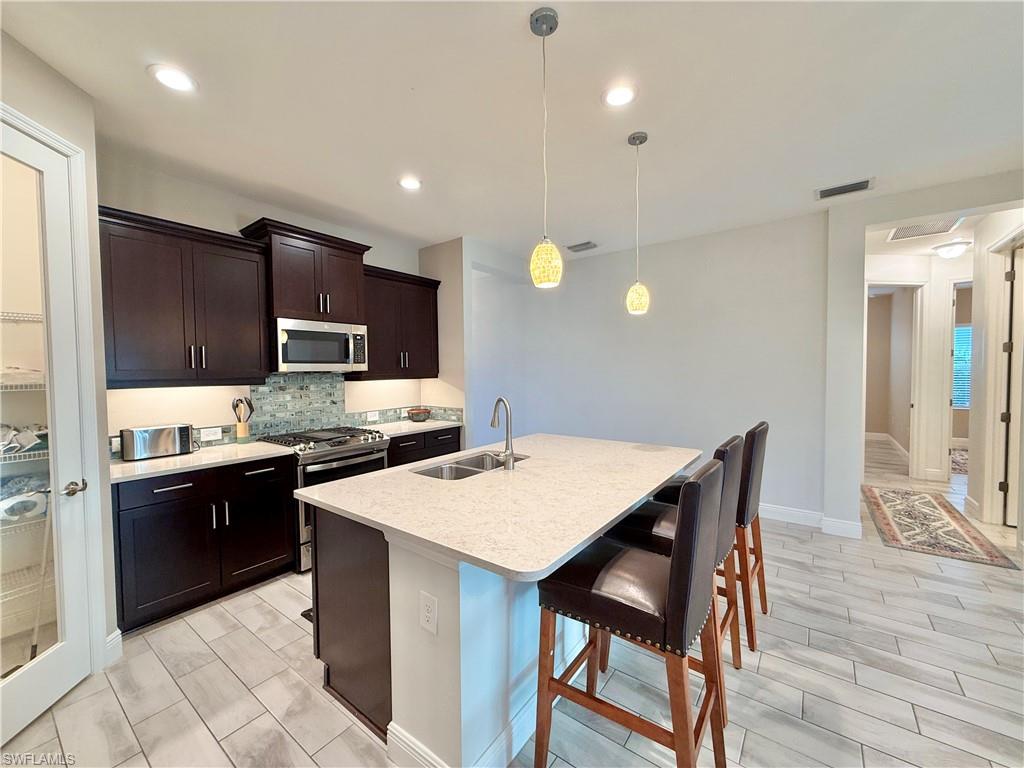 COCONUT COVE - Residential Lease