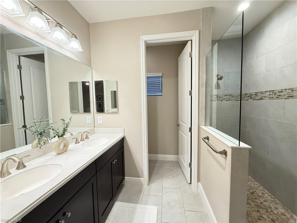 COCONUT COVE - Residential Lease