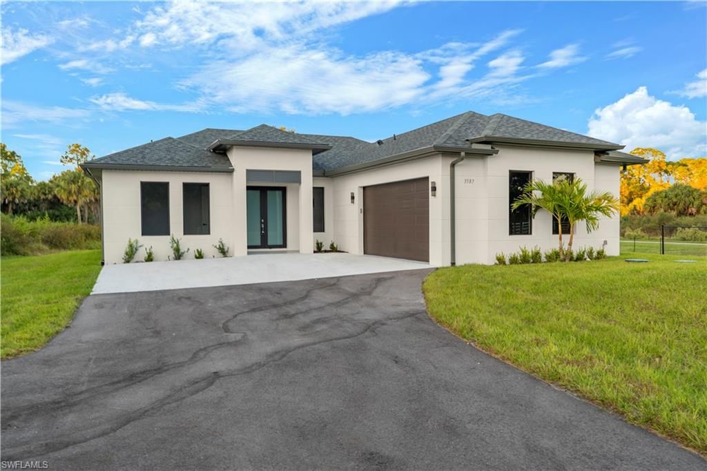 Photo of 2997 28th AVE SE, NAPLES, FL 34117 (MLS # 226009760)