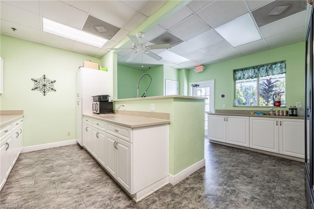 CRYSTAL LAKES - Residential