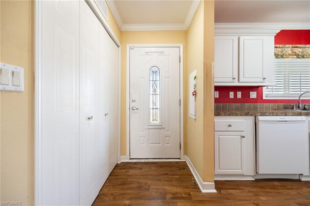 CRYSTAL LAKES - Residential