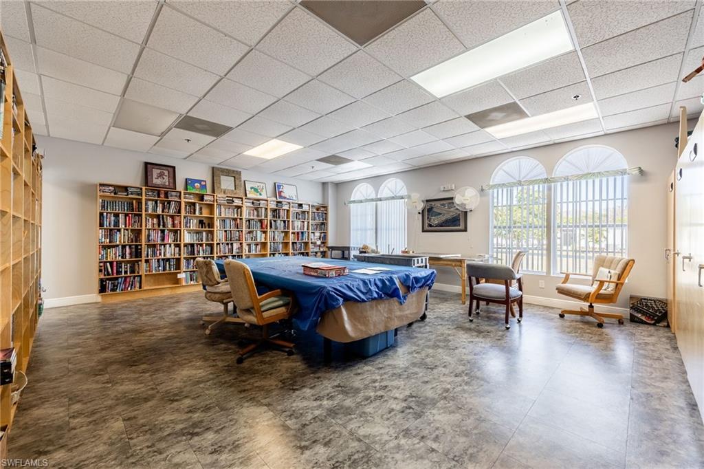 CRYSTAL LAKES - Residential