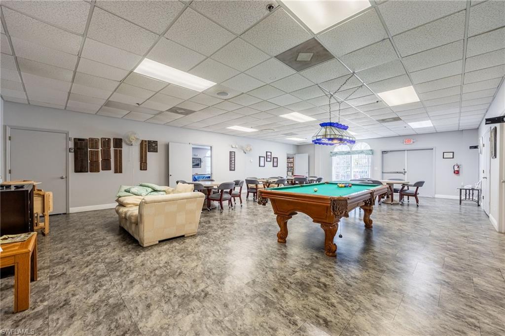 CRYSTAL LAKES - Residential