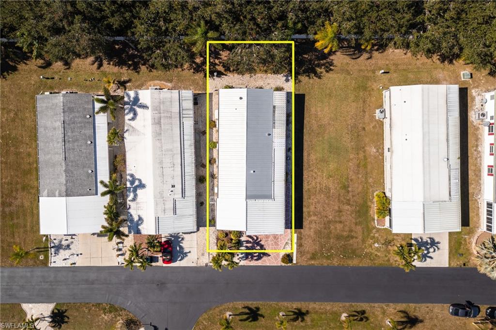 CRYSTAL LAKES - Residential