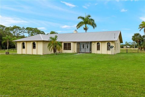 A home in NORTH FORT MYERS