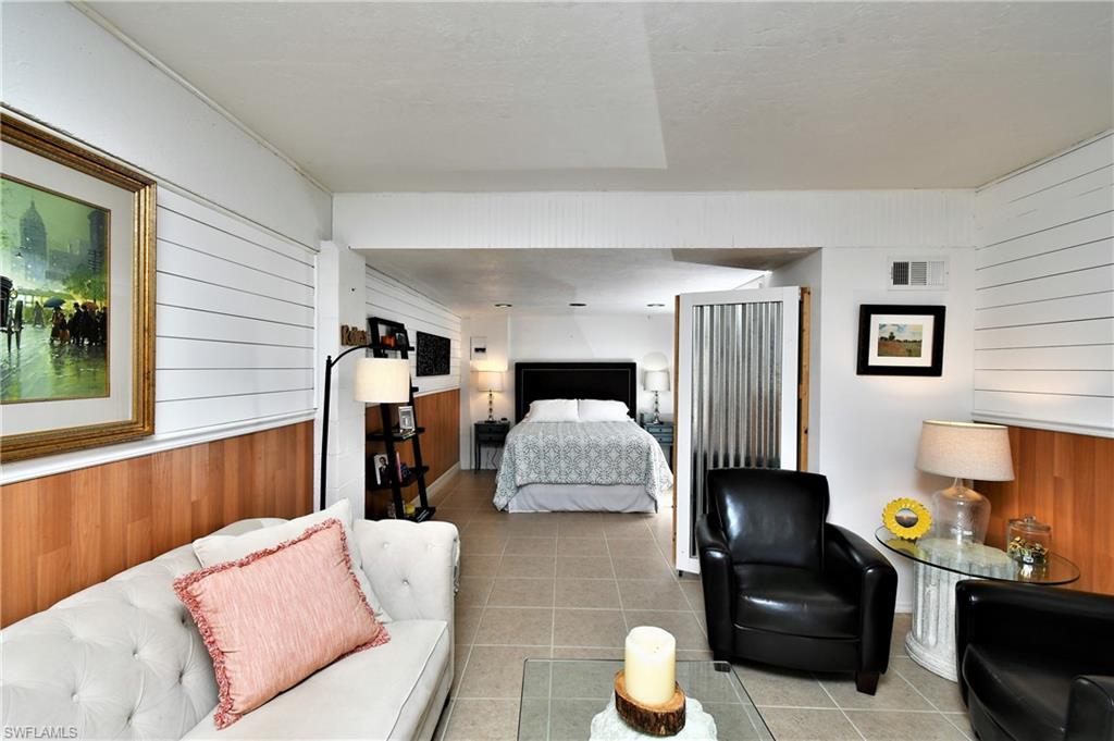 PIRATE HARBOR - Residential