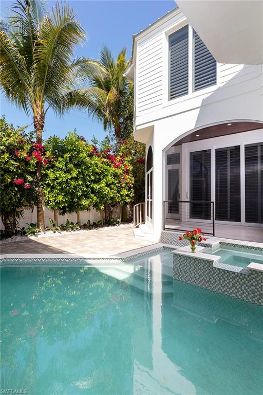 OLDE NAPLES - Residential