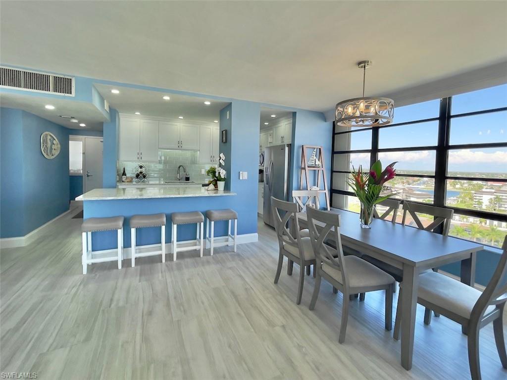 380 Seaview CT 1506