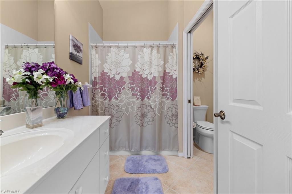 AMELIA LAKE - Residential