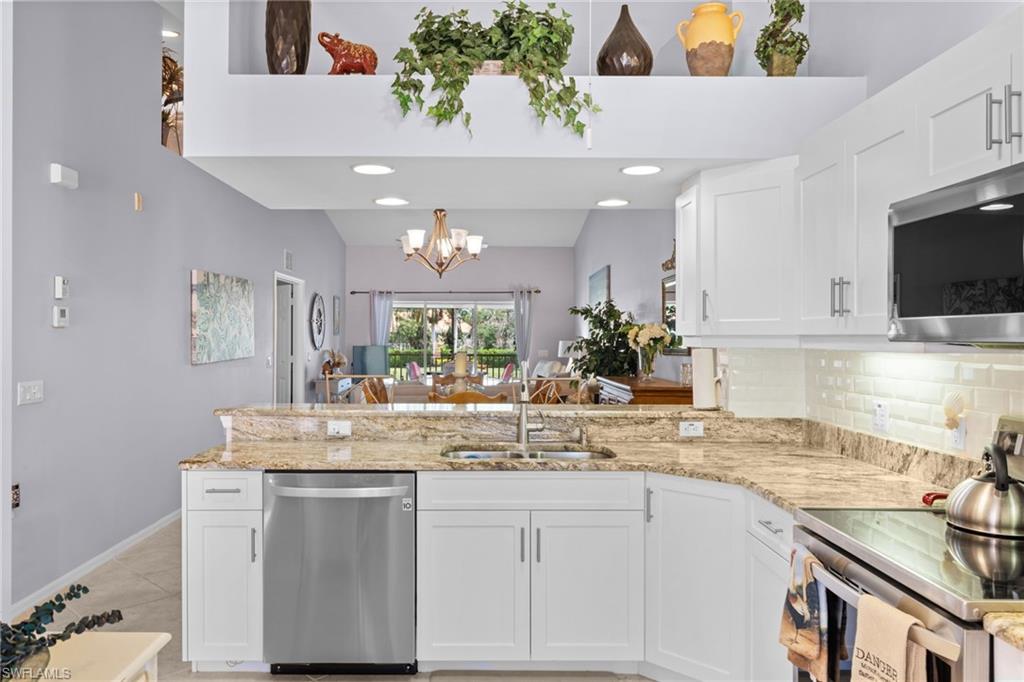 AMELIA LAKE - Residential