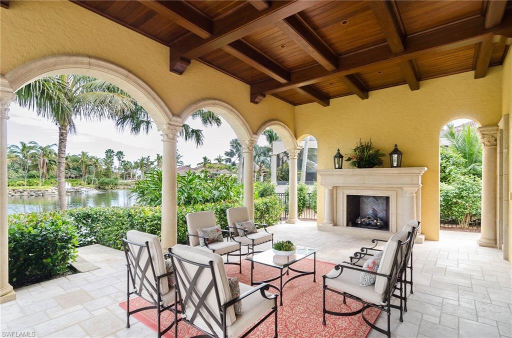 ESCADA AT TIBURON - Residential