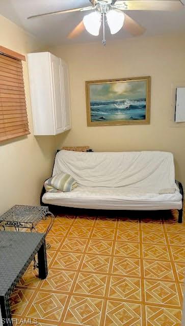 COUNTRY VILLAGE - Residential