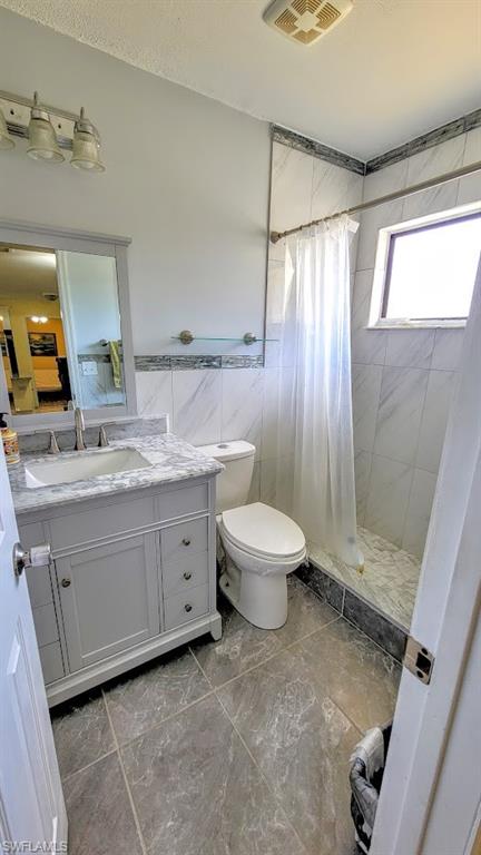 COUNTRY VILLAGE - Residential