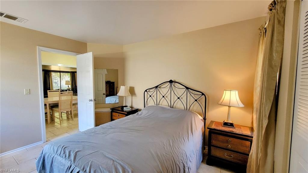 COUNTRY VILLAGE - Residential