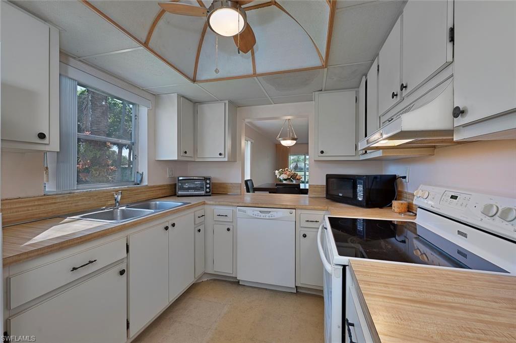 FOREST LAKES - Residential