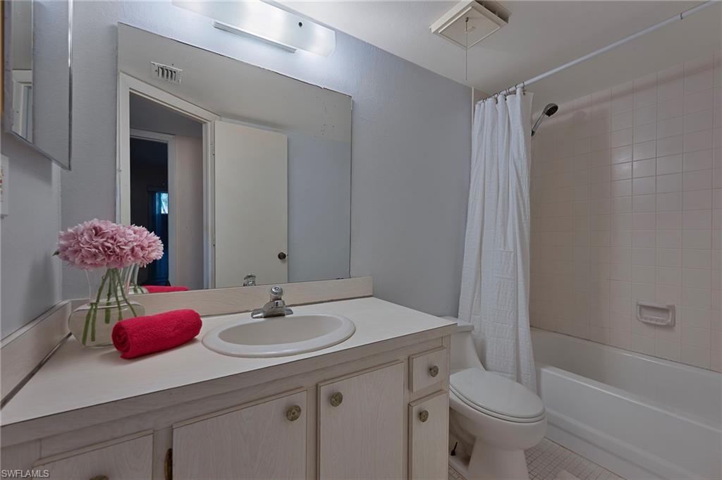 FOREST LAKES - Residential