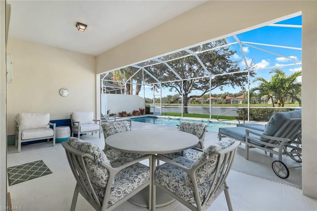 ISLAND WALK - Residential