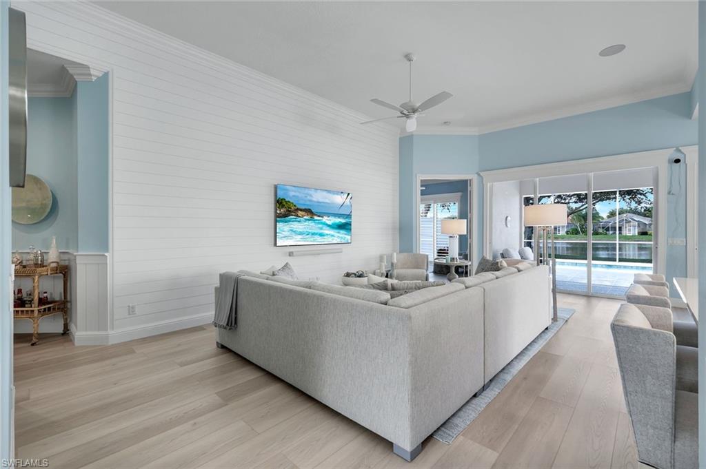 ISLAND WALK - Residential