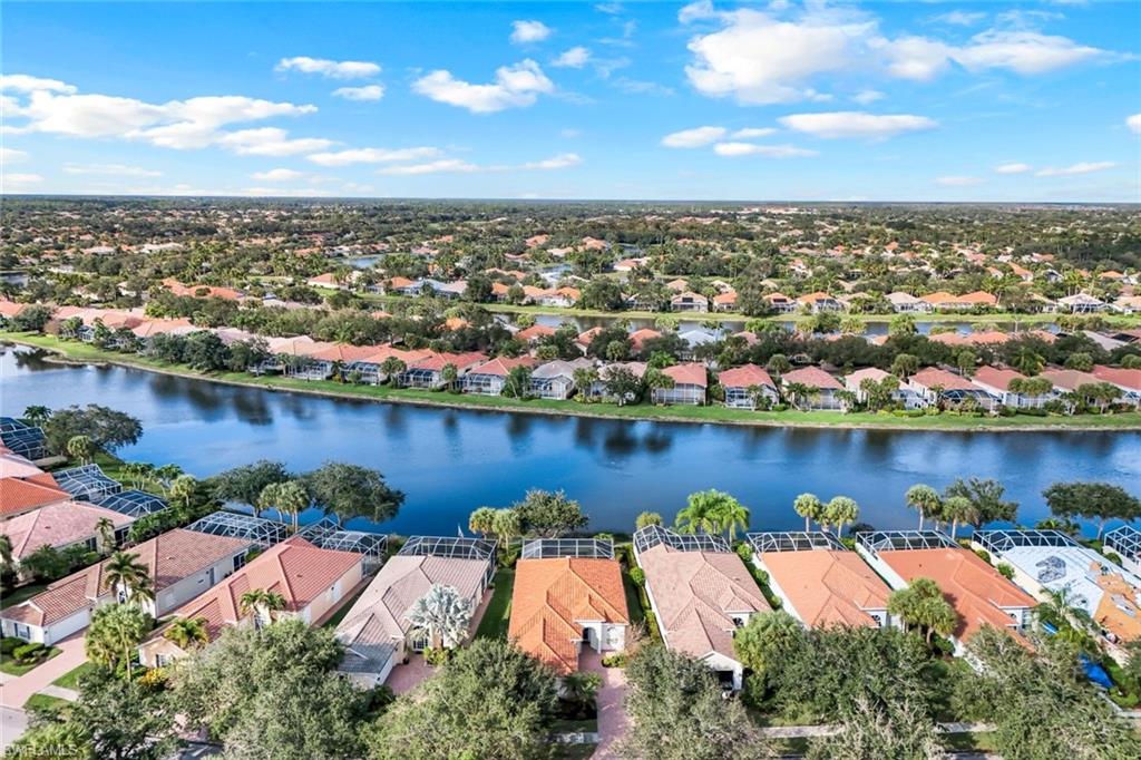 ISLAND WALK - Residential