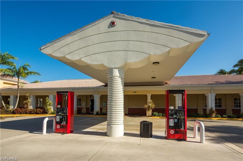 ISLAND WALK - Residential