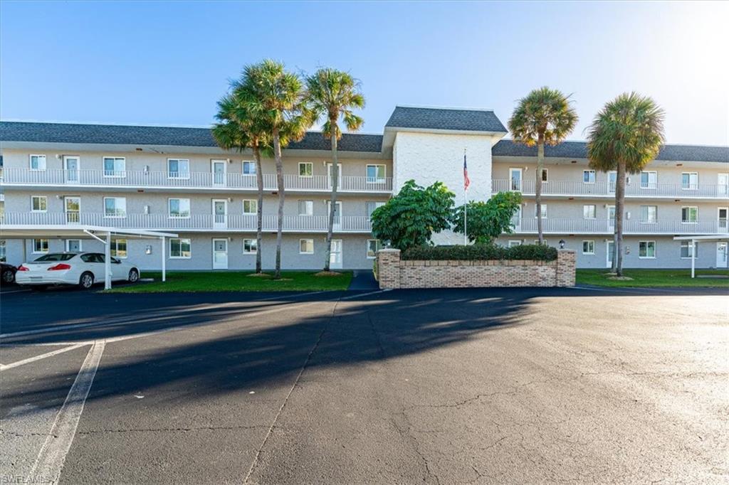 GOLF VIEW MANOR CONDO - Residential