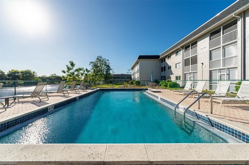 GOLF VIEW MANOR CONDO - Residential