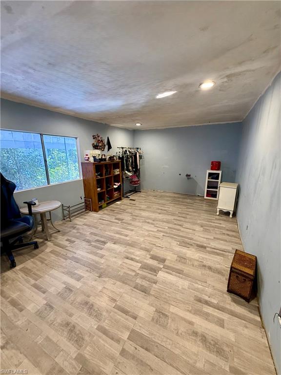 LEITNER CREEK MANOR - Residential