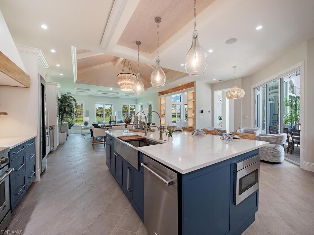 ESTATES AT GREY OAKS - Residential