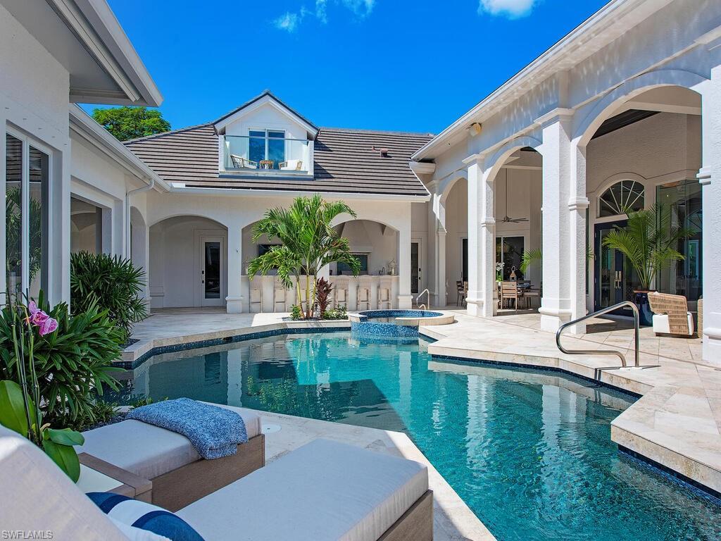 ESTATES AT GREY OAKS - Residential