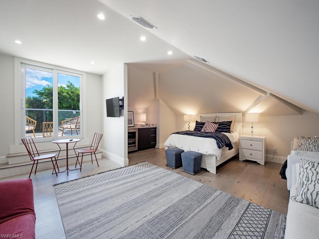 ESTATES AT GREY OAKS - Residential