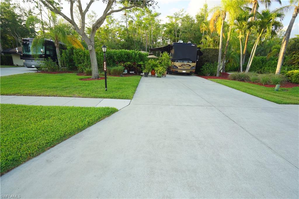 PELICAN LAKE RV RESORT - Land