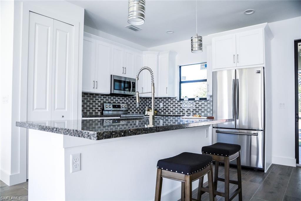 GOLDEN GATE ESTATES - Residential