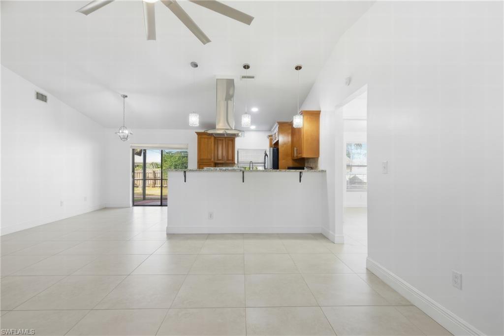 SAN CARLOS PARK - Residential