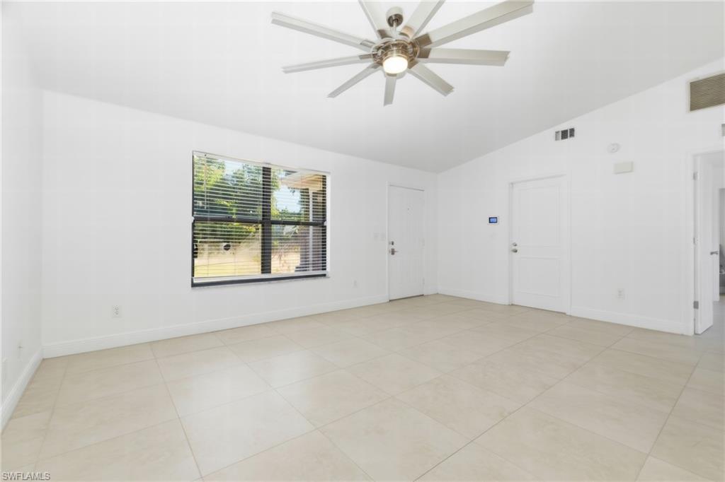 SAN CARLOS PARK - Residential