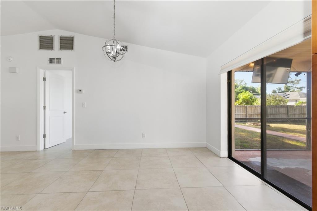 SAN CARLOS PARK - Residential