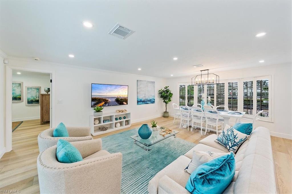 PARK SHORE - Residential