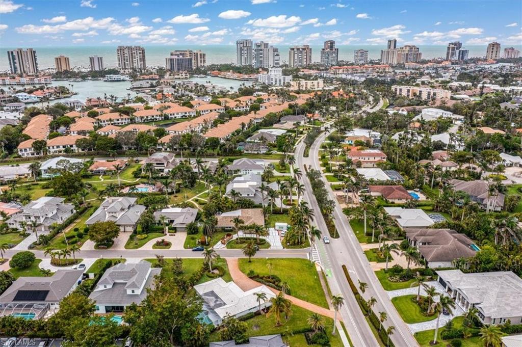 PARK SHORE - Residential