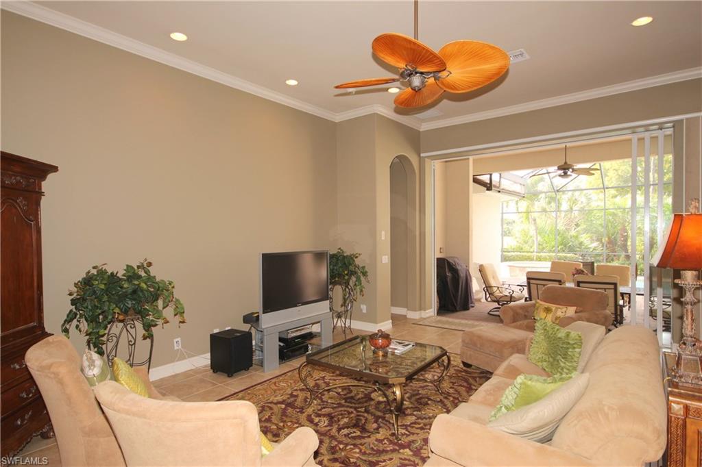 VILLA GRANDE - Residential