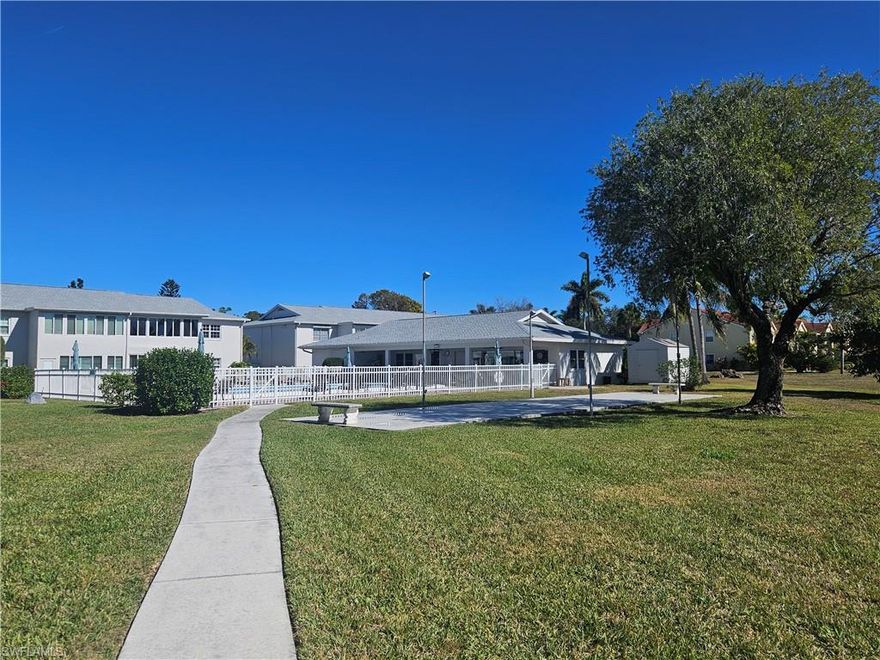Update unit in the heart of Fort Myers now available for immediate occupancy. Lake Lawn Condo is a quiet 55+ community close to everything you need. This 2 bedroom unit has a lake view and comes with covered parking.
Washer and dryer are included. Community has pool, cub house and BBQ grills for your use and enjoyment.