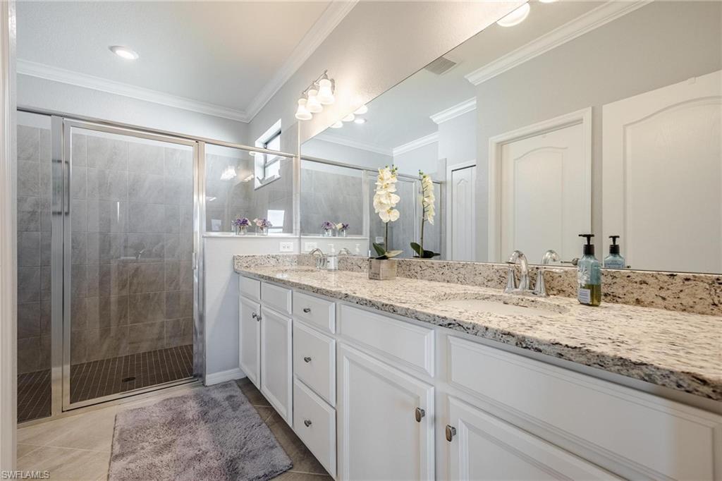 PORTICO - Residential