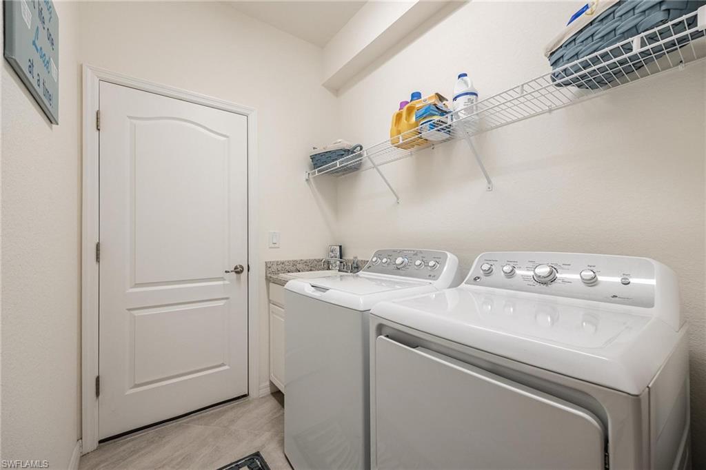 PORTICO - Residential