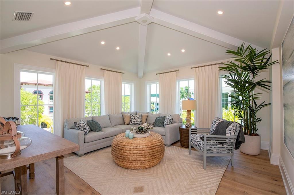 OLDE NAPLES - Residential